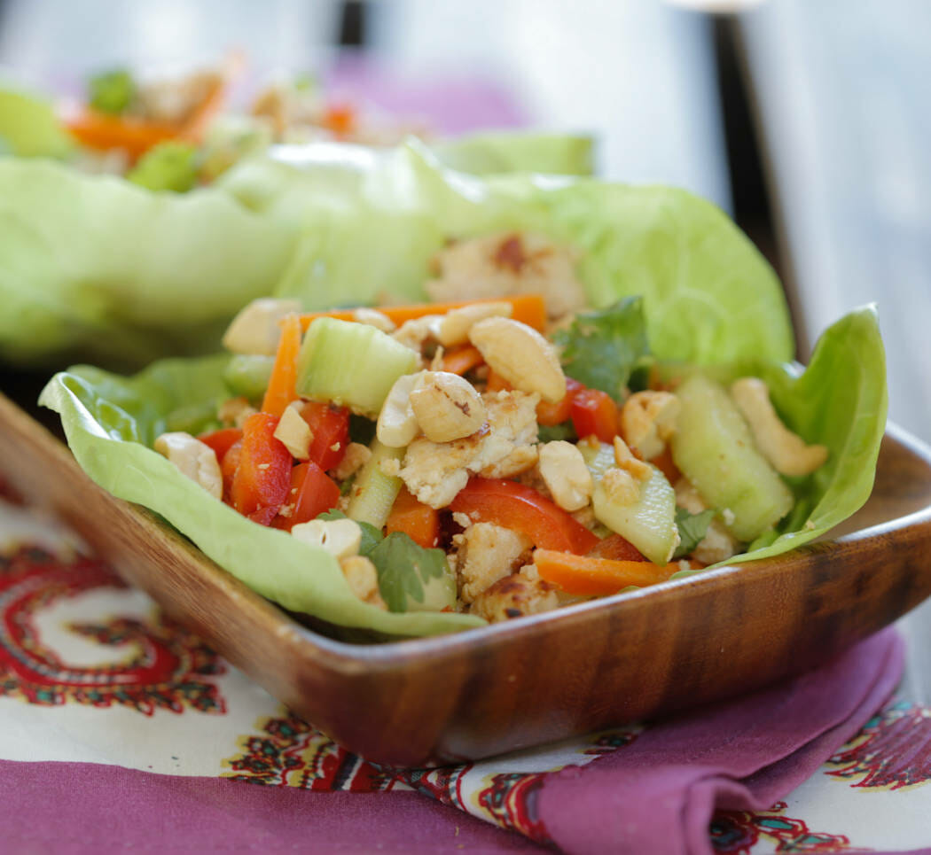 Spicy Turkey Lettuce Wraps